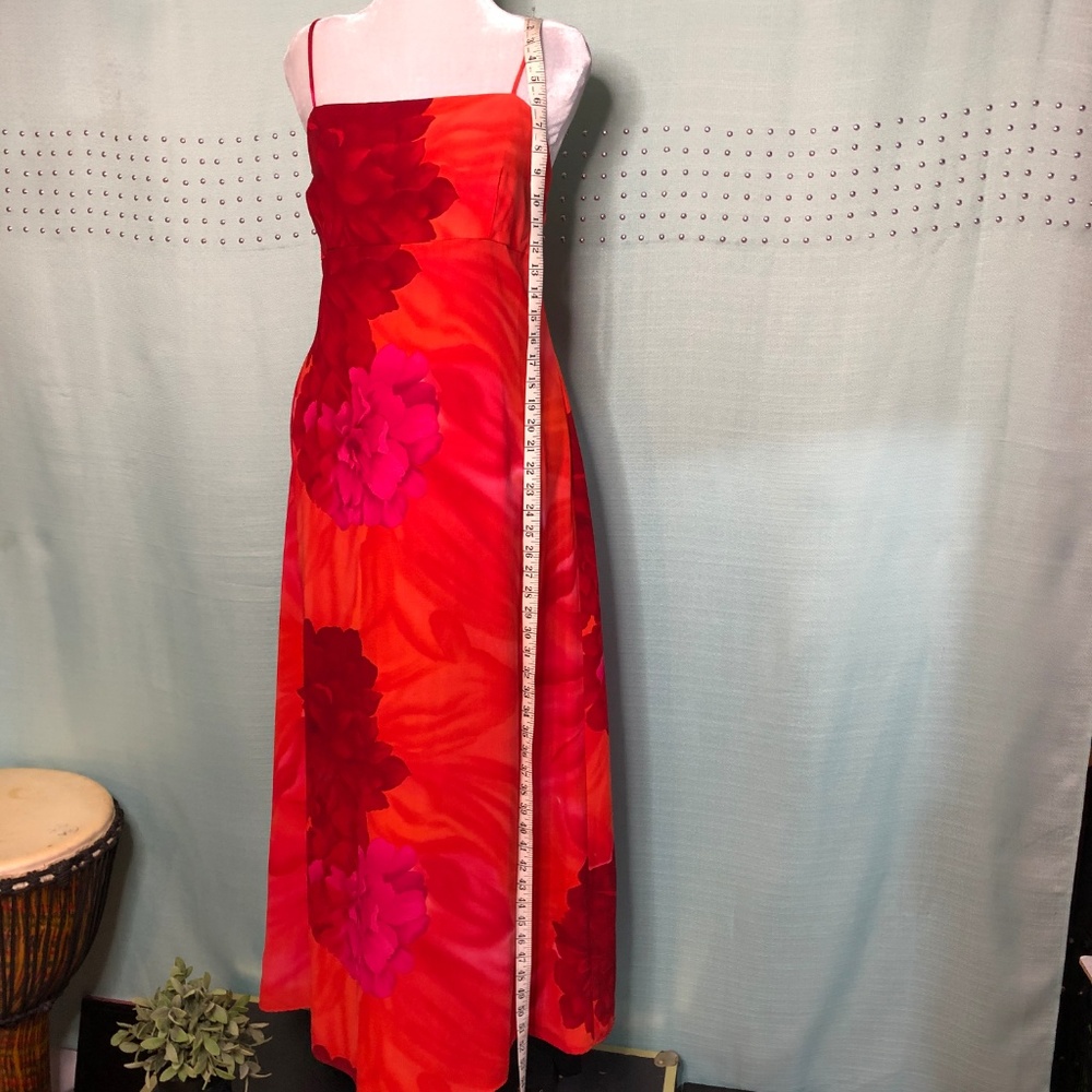 Floral Maxi dress Spaghetti strap tie back easy care great for travel - Picture 7 of 11